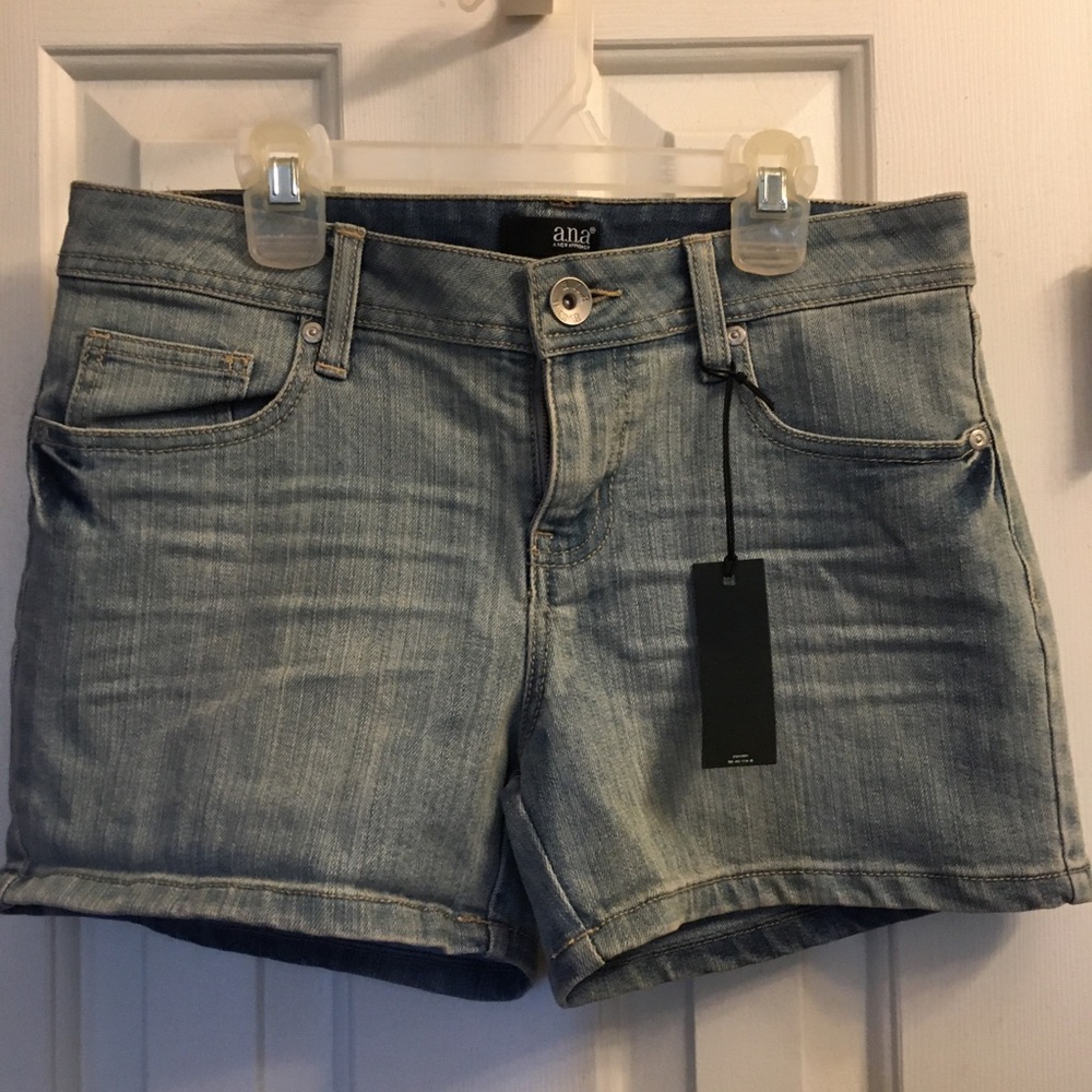 ANA denim shorts size 9 NWT
